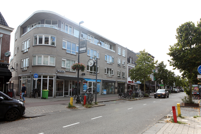 916003 Gezicht op de panden Biltstraat 59 -lager te Utrecht.